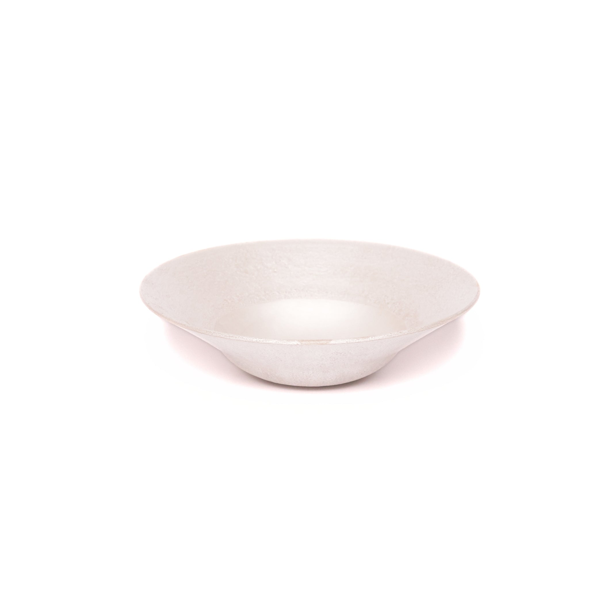 Hue Changing Rimmed Bowl